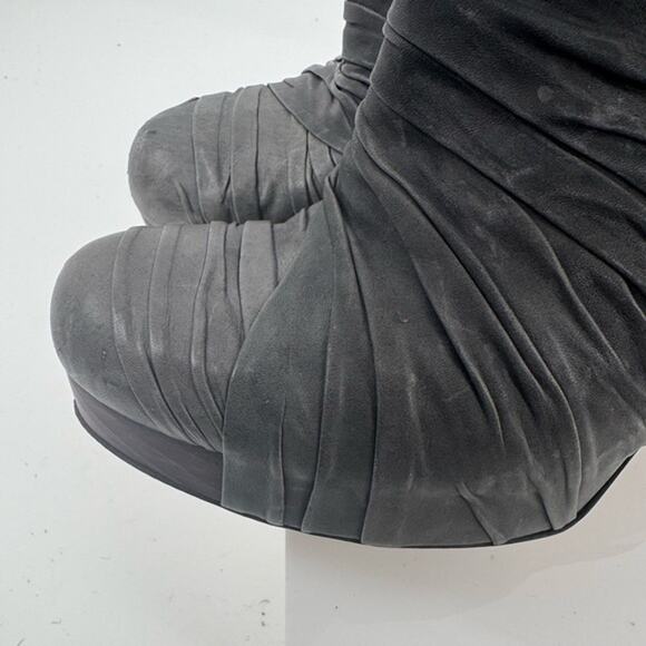 VPL by LD Tuttle Size 40.5 gathered leather gray heels with white heels - Picture 8 of 9